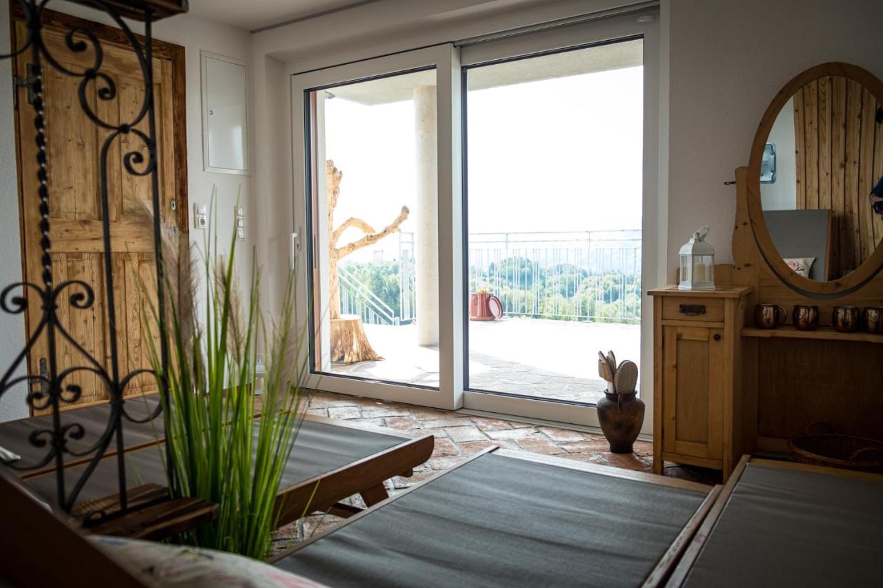 Ferienwohnung Traumaussicht Лойчах Экстерьер фото
