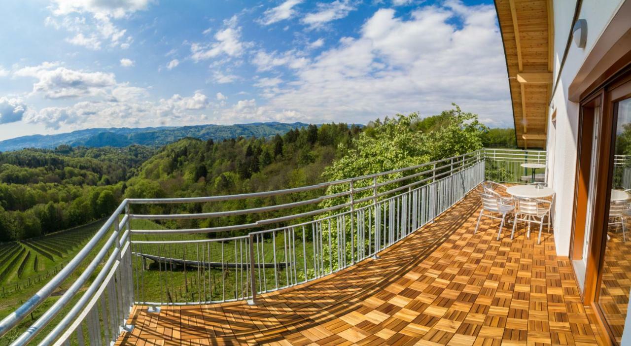 Ferienwohnung Traumaussicht Лойчах Экстерьер фото