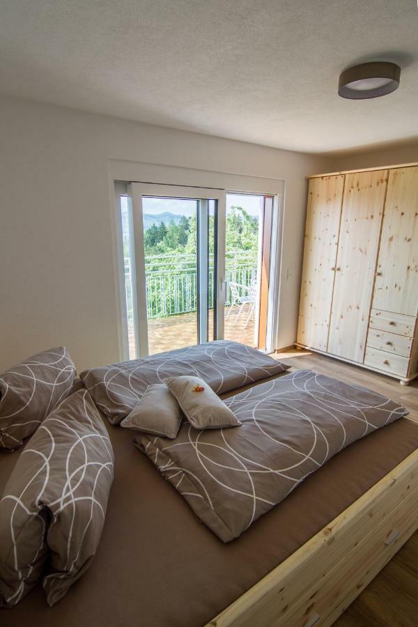 Ferienwohnung Traumaussicht Лойчах Экстерьер фото