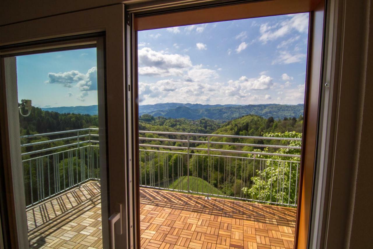 Ferienwohnung Traumaussicht Лойчах Экстерьер фото